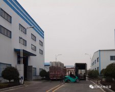 ＂雙雪＂涂料產(chǎn)銷兩旺，全力備貨春節(jié)市場(chǎng)！